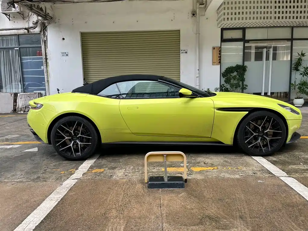 Aston Martin DB11 2019 2019 4.0T V8 Volante