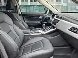 Фото 7 - Geely Atlas