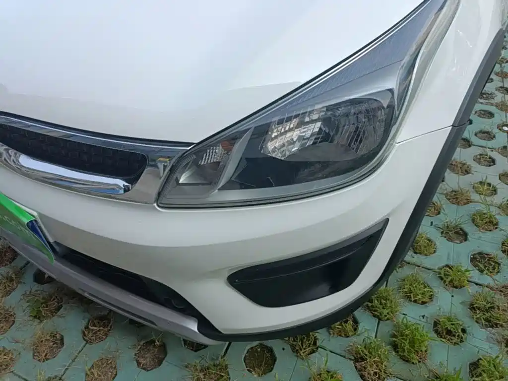 Kia KX CROSS 2018 2017 1.4L AT GLS
