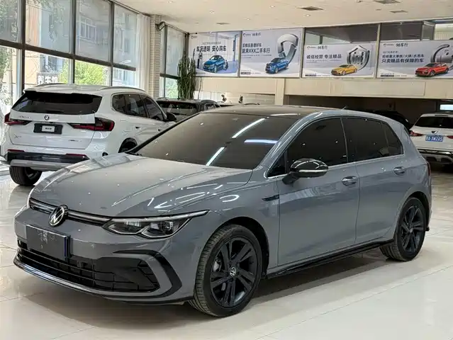 Volkswagen Golf 2022