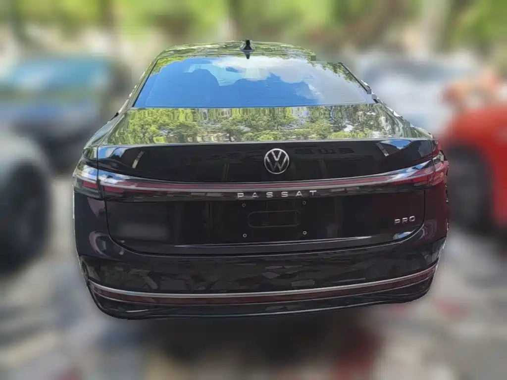 Volkswagen Passat 2025 2025 Pro 380TSI Dragon Glory Edition