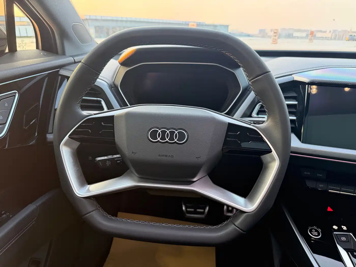 Audi Q4 e-tron 2023 2023 40 e-tron Pioneer Edition