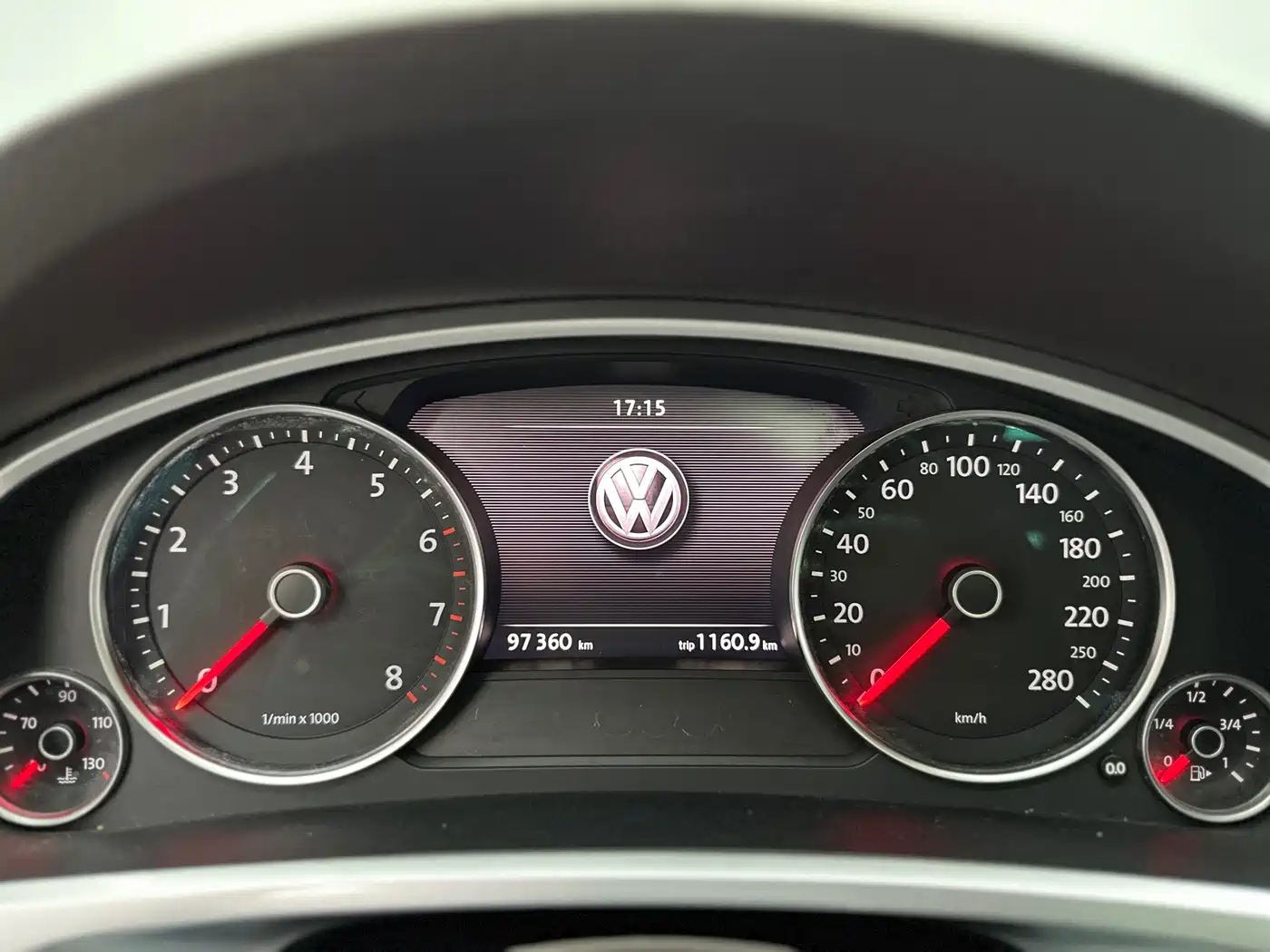 Volkswagen Touareg 2011 3.0TSI Premium фото 21