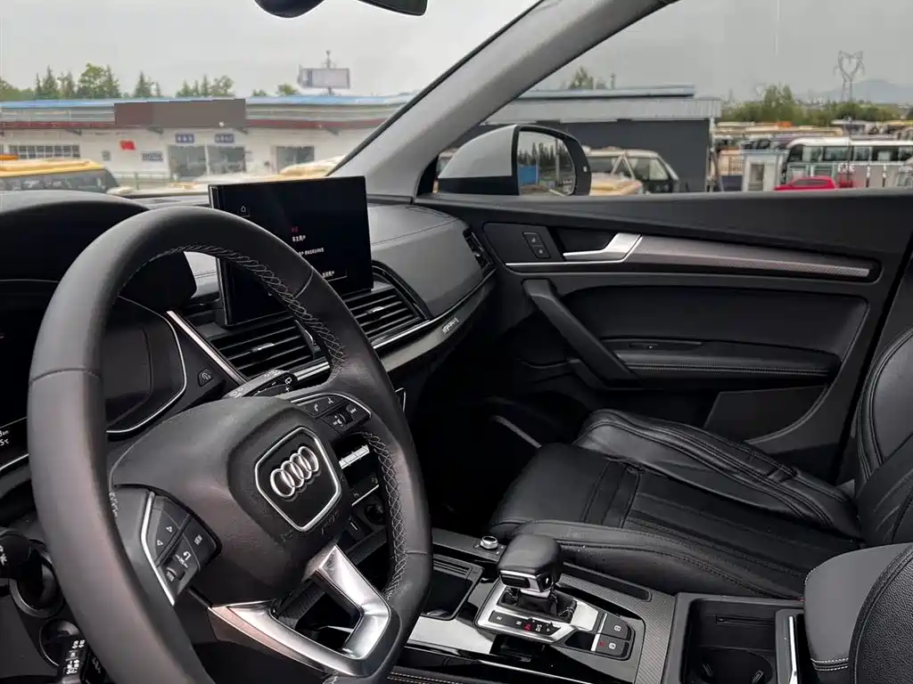 Audi Q5L 2022 40T RS Kit Racing Speed Edition фото 4