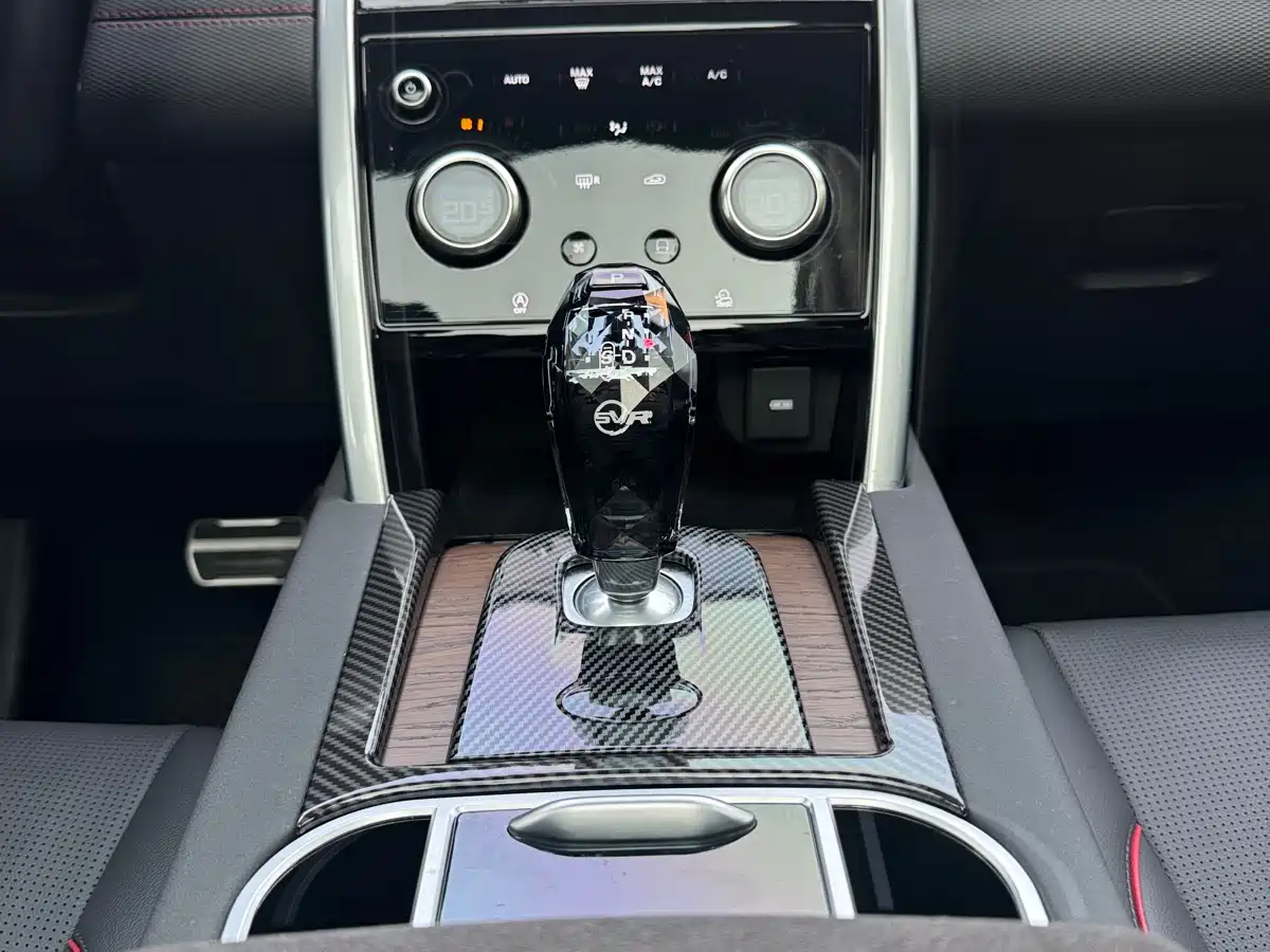 Land Rover Discovery Sport 2022 Model 249PS R-Dynamic S Performance Edition 5-Seater фото 12