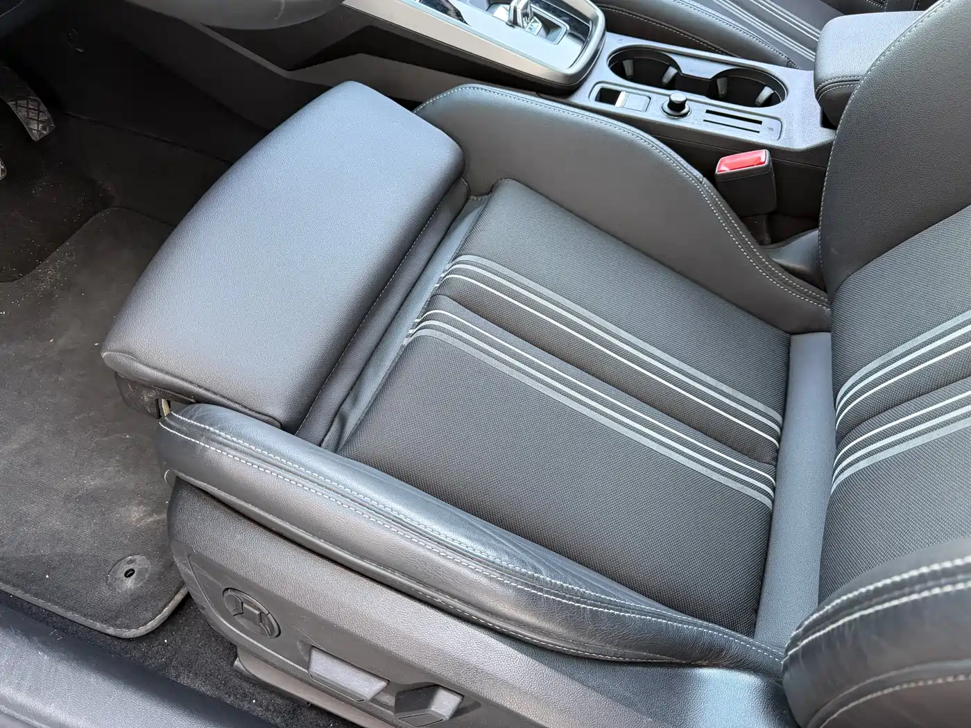 Audi A3 2022 Sportback 35 TFSI Luxury Sport фото 13