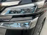 Фото 7 - Toyota Vellfire