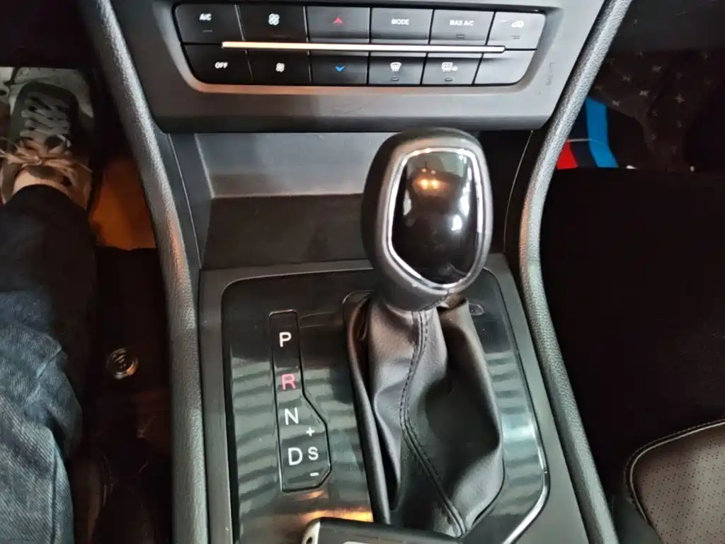 Dongfeng Fengguang Fengguang S560 2022 2021 1.5T CVT Elite Type