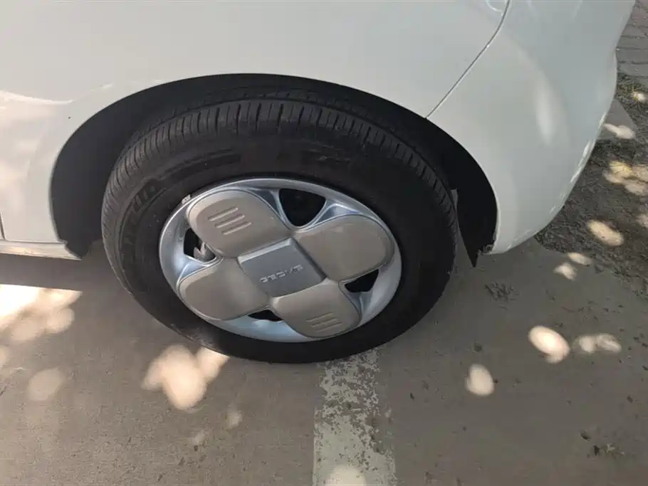 Geely Galaxy Panda 2024 Panda mini 200km Endurance Bear фото 6