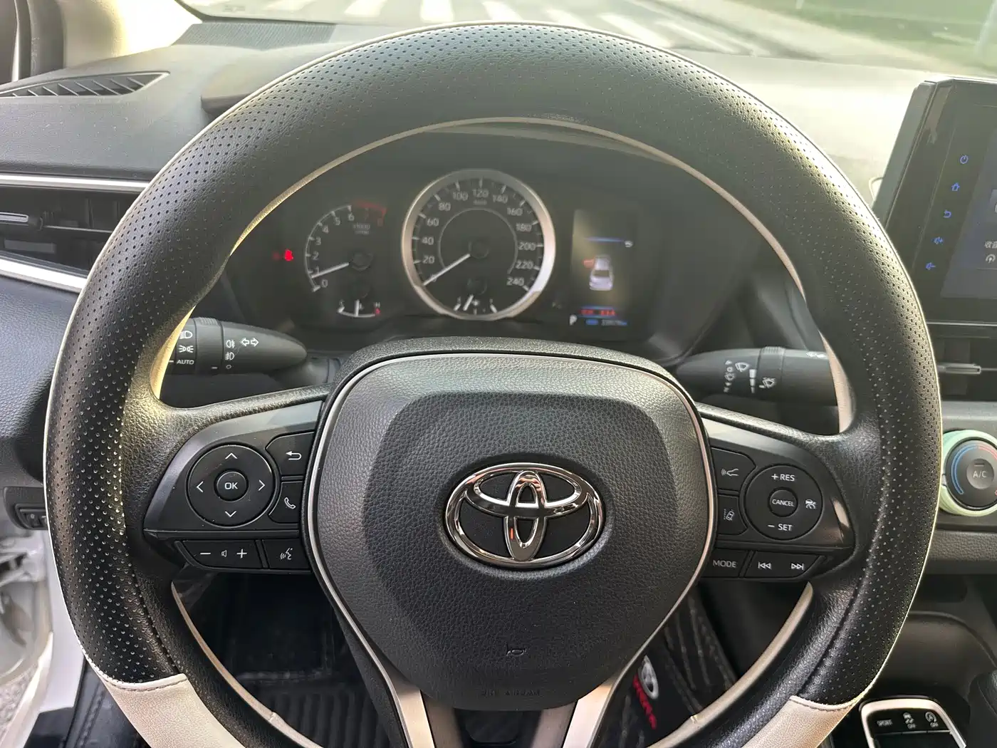 Toyota Corolla 2022 1.2T S-CVT Pioneer PLUS Edition фото 13