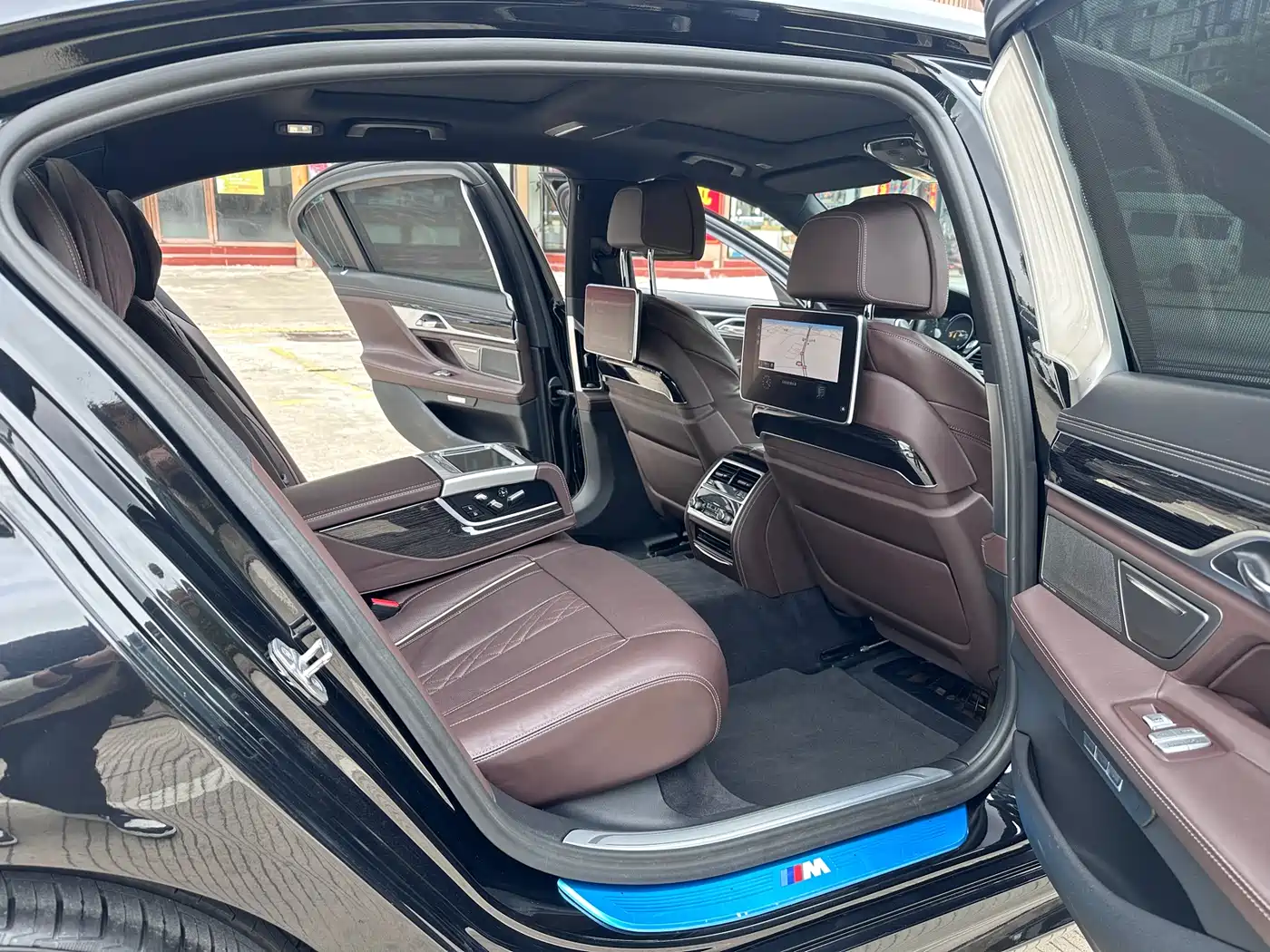 BMW 7 Series 2018 740Li Leading Type M Sport Package фото 12
