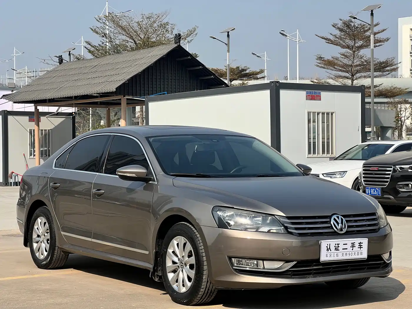 Volkswagen Passat 2011 1.8TSI DSG Honor Edition фото 3