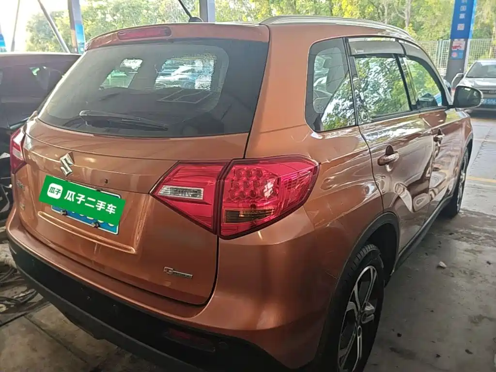 Фото 7 - Suzuki Vitara