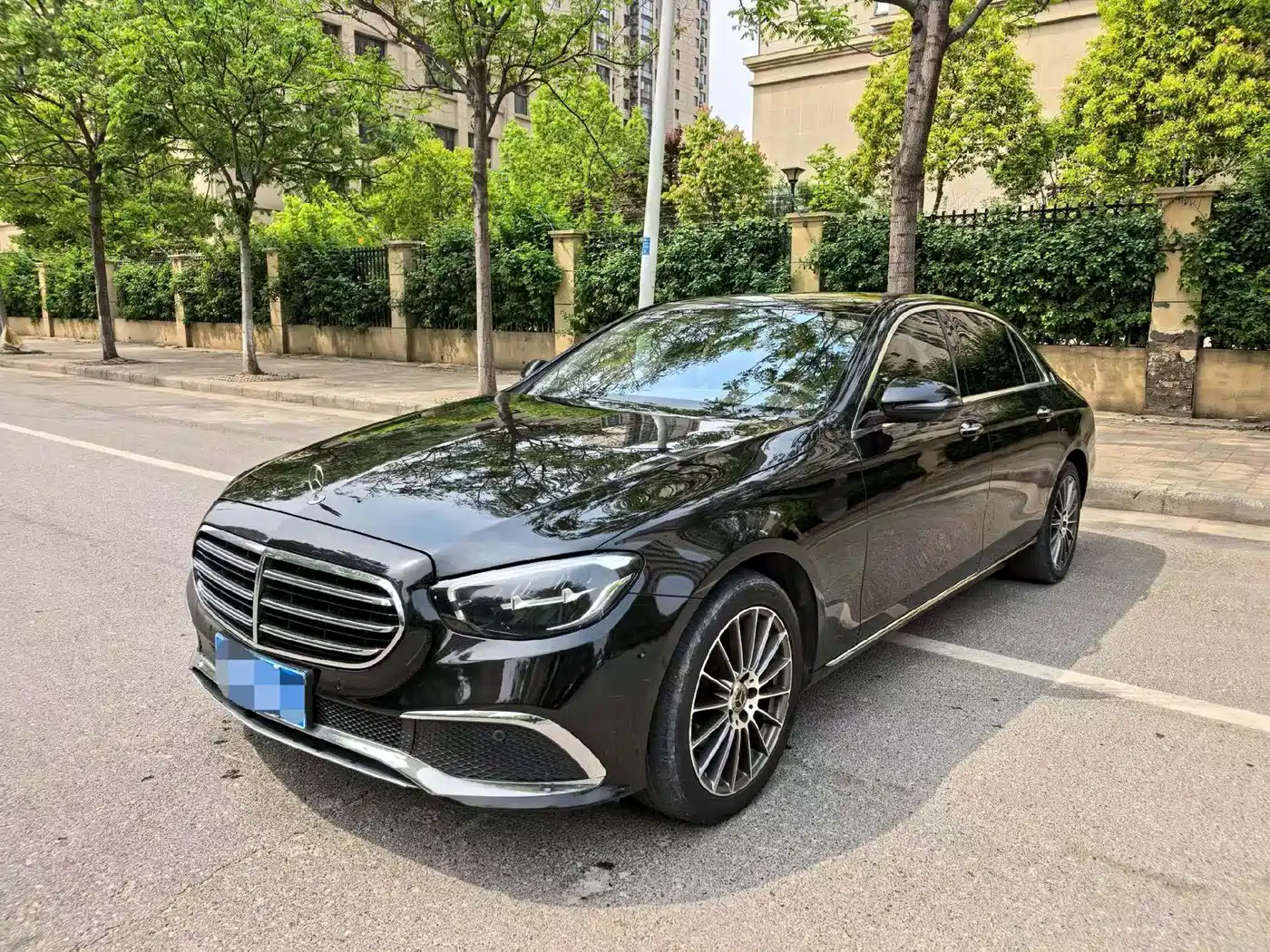  E CLASS