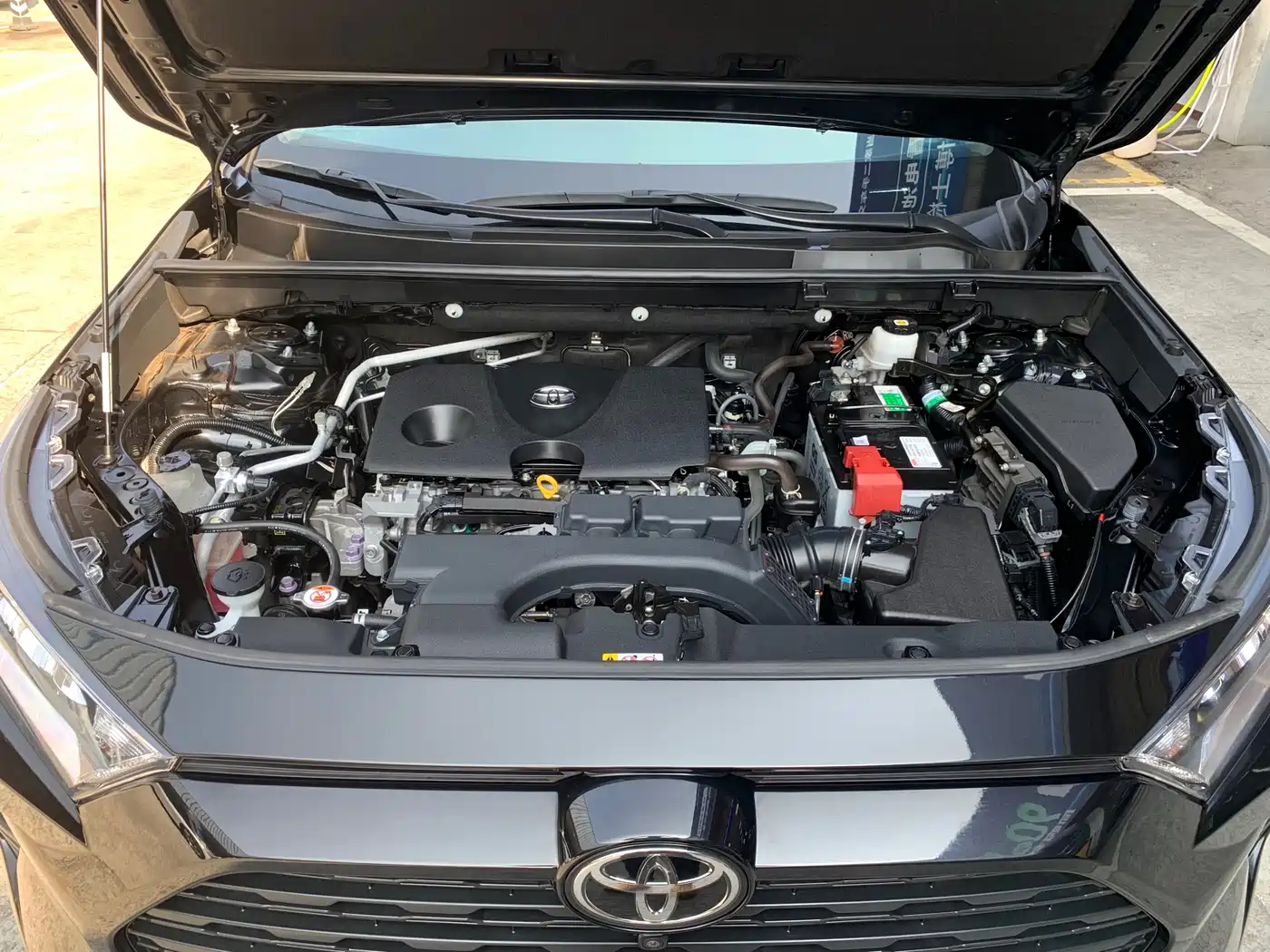 Toyota RAV4 Rongfang 2022 2.0L CVT 2WD Trend Edition фото 17