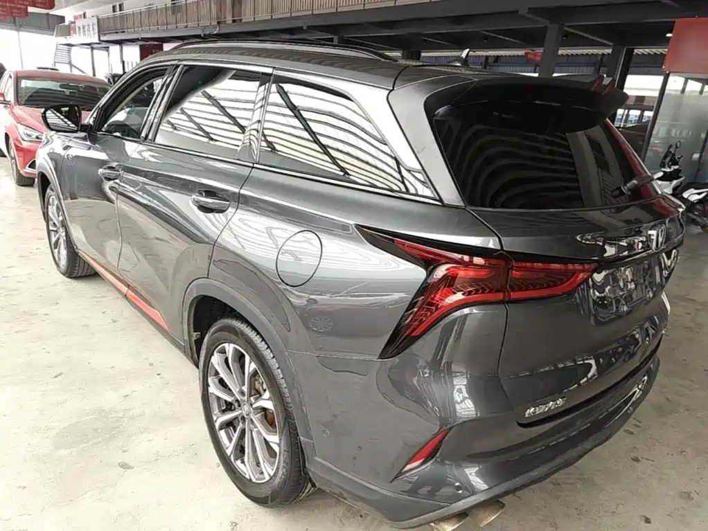 Фото 5 - Changan CS75 PLUS