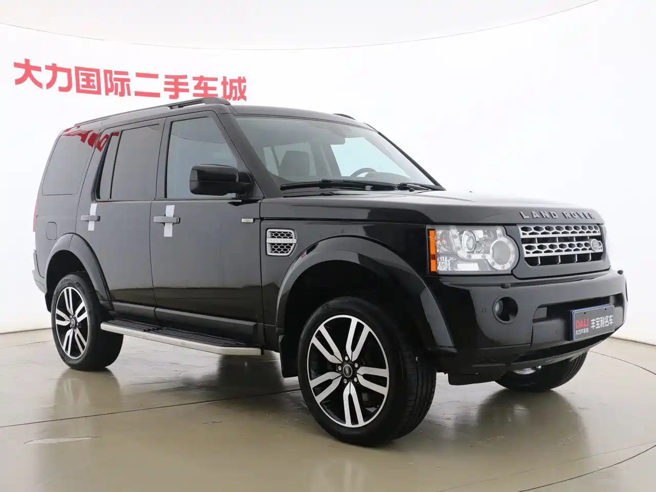 Land Rover Discovery 2013 3.0 SDV6 HSE Diesel фото 3