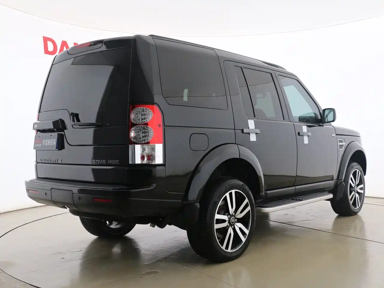 Land Rover Discovery 2013 3.0 SDV6 HSE Diesel фото 13