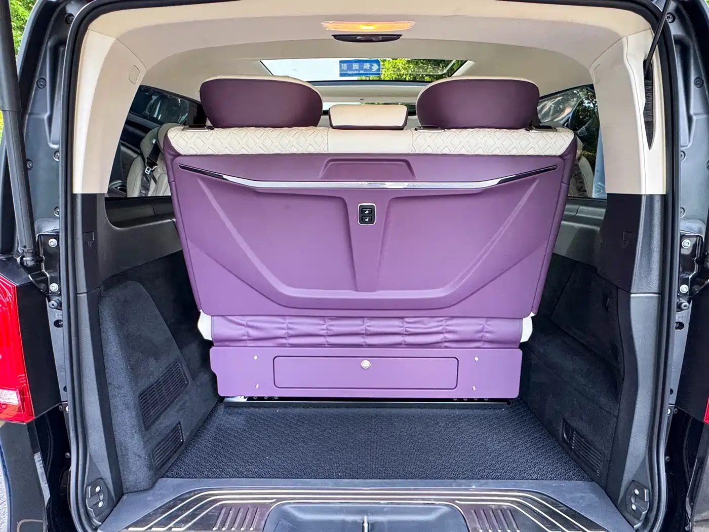 Mercedes-Benz V-Class 2022 V 260 Pilot Edition фото 46