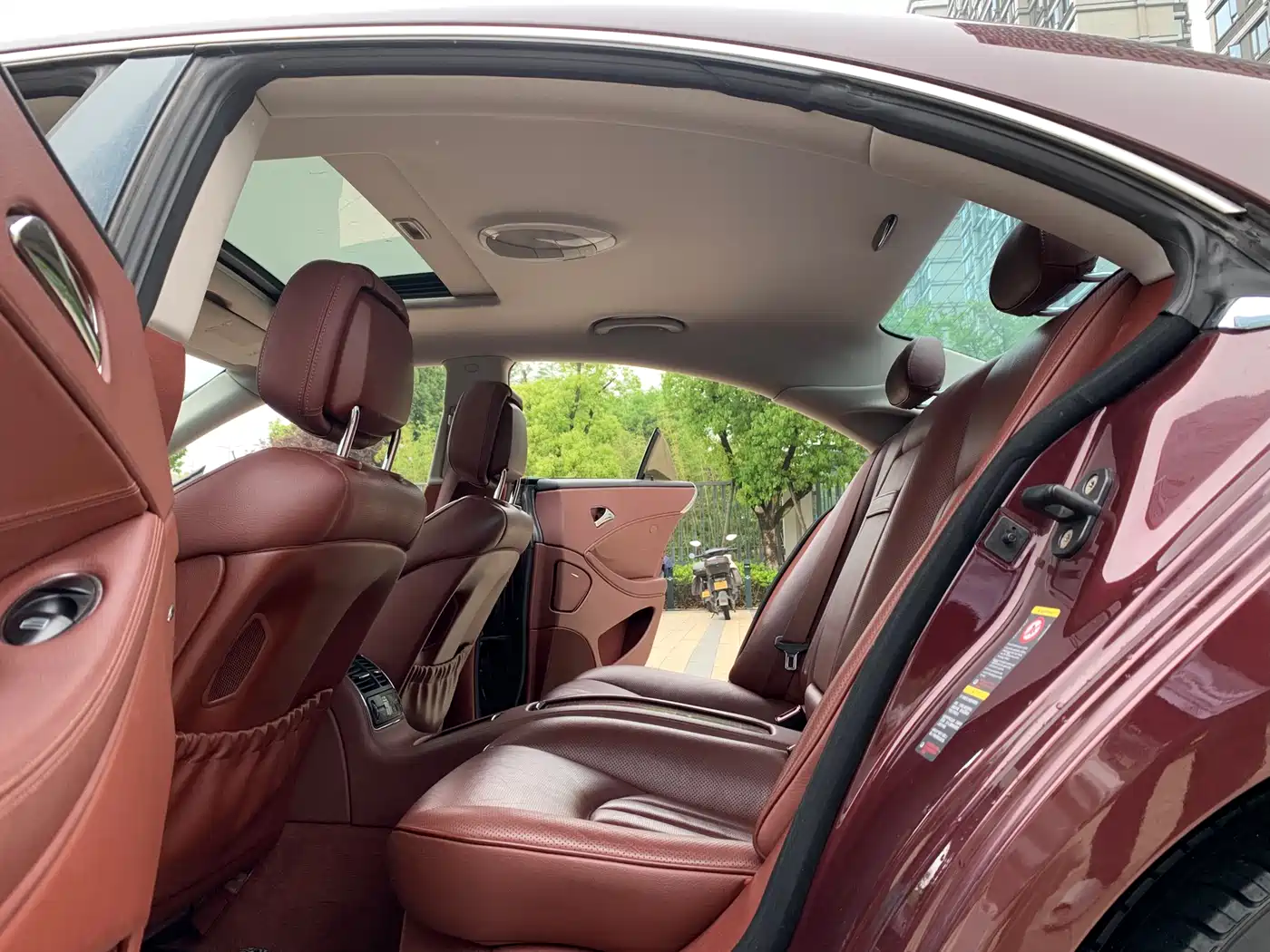 Mercedes-Benz CLS 2009 CLS 350 фото 34