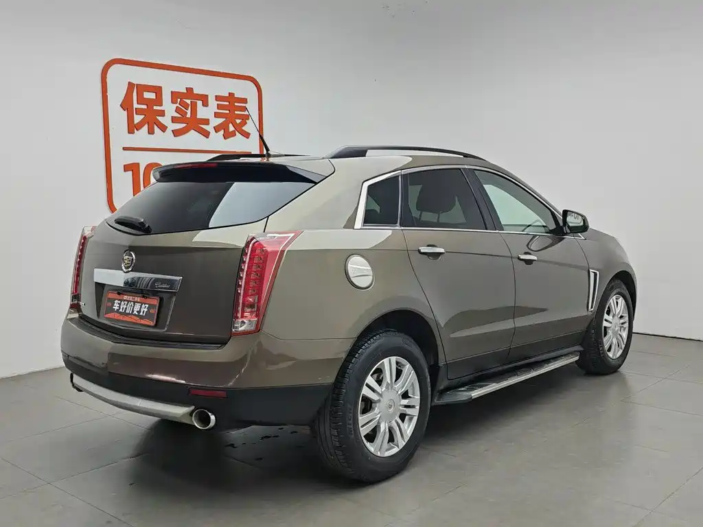 Фото 2 - Cadillac SRX