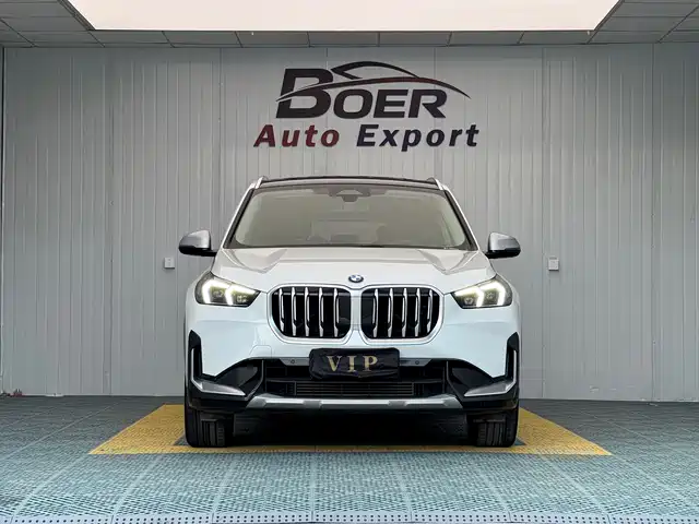 BMW X1 2023 sDrive20Li X Design Package — фото 3