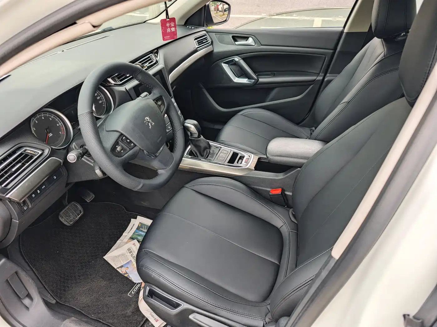 Peugeot 408 2014 1.8L Automatic Luxury Edition фото 17