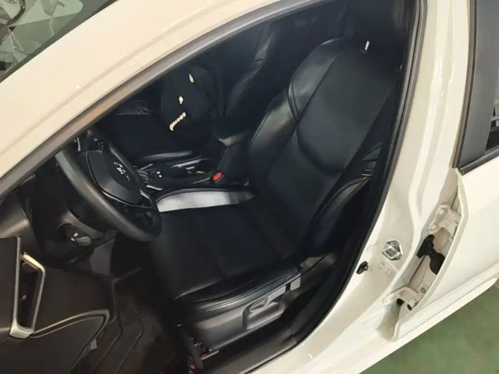 Toyota Levin 2024 2023 Smart Hybrid 1.8L Leading Edition