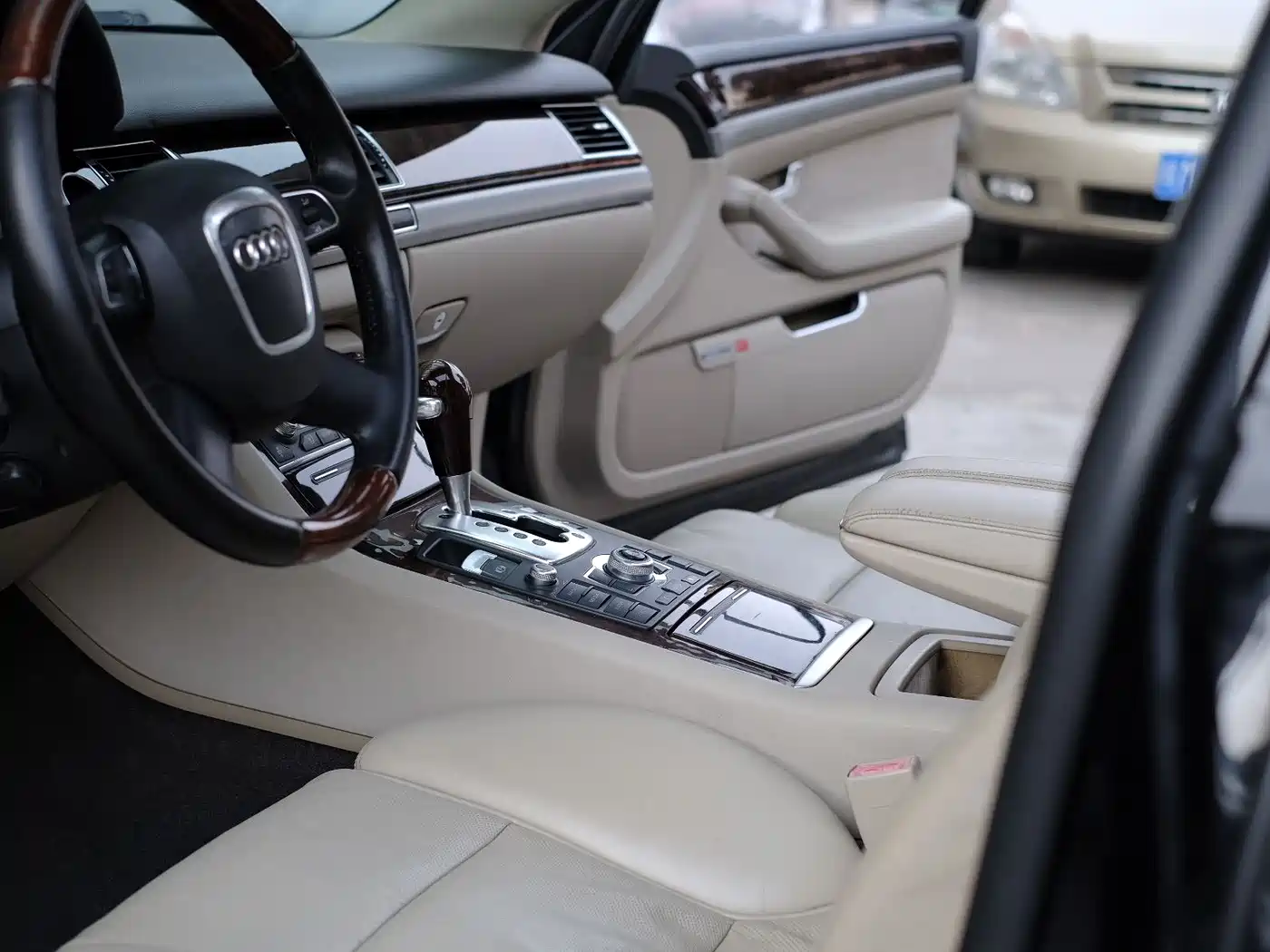 Audi A8 2008 A8L 3.2 FSI Luxury фото 28