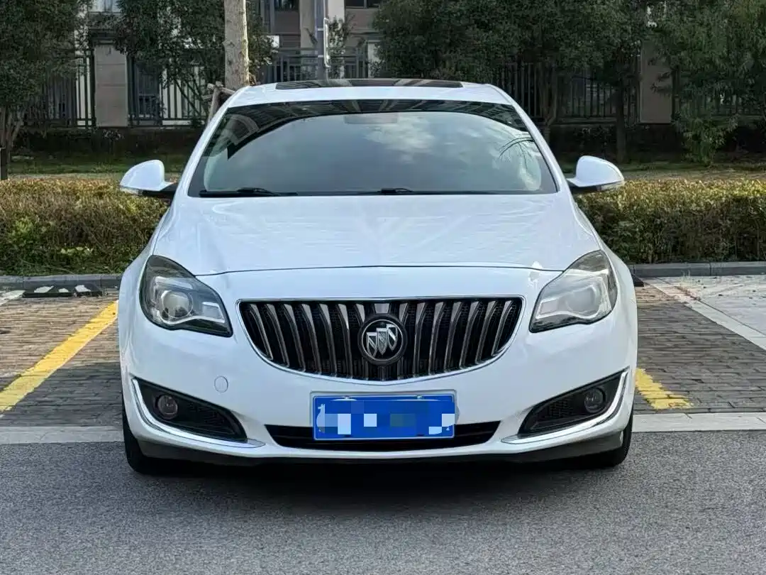 Buick Regal 2015 1.6T Elite Tech Edition фото 2