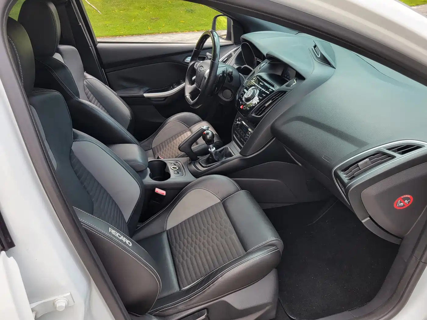 Ford Focus (Import) 2014 2013 2.0T ST Standard Edition