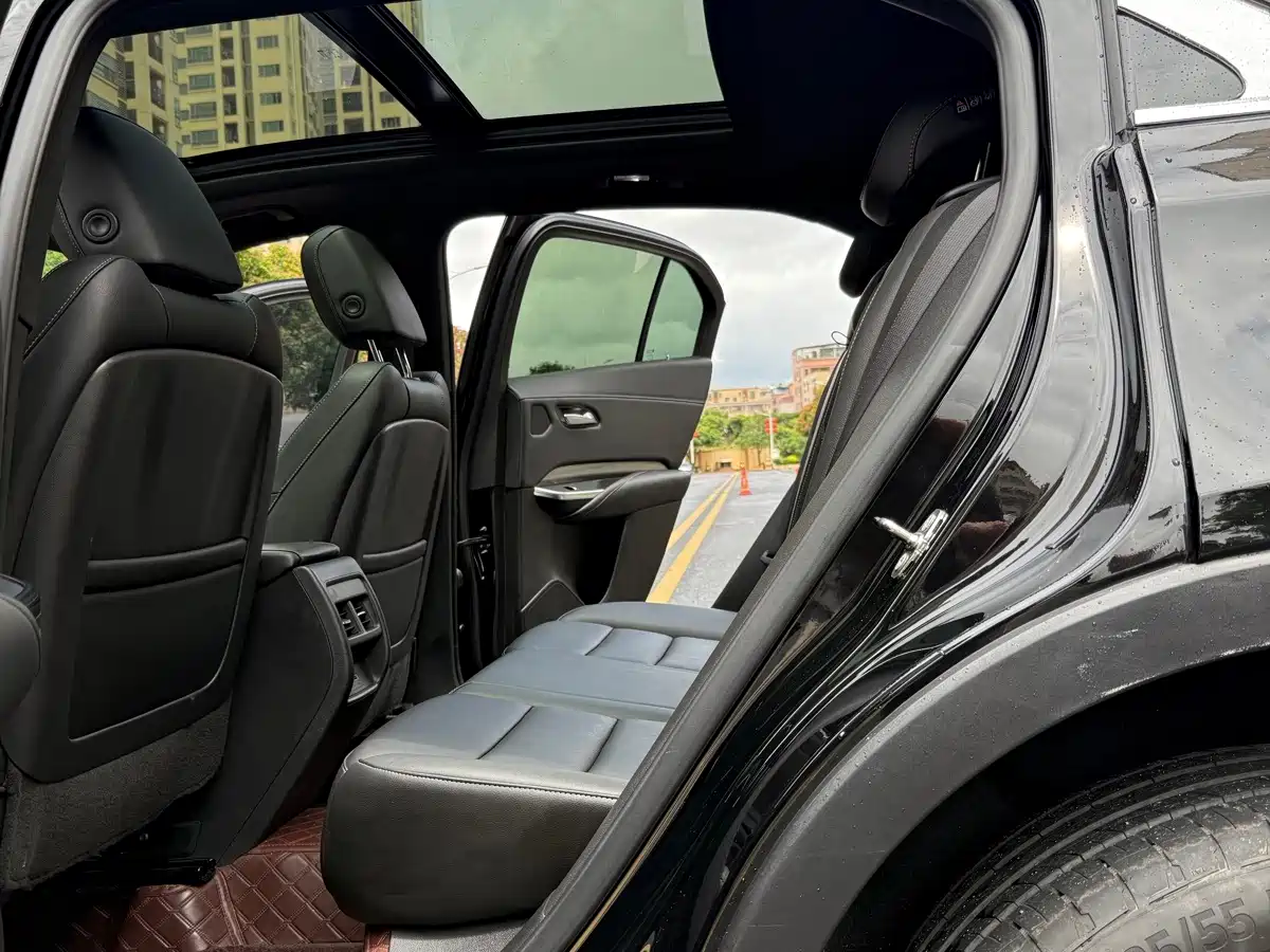 Cadillac XT4 2024 2024 Facelift 28T 2WD Luxury