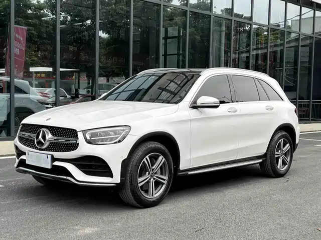 MERCEDES-BENZ GLC