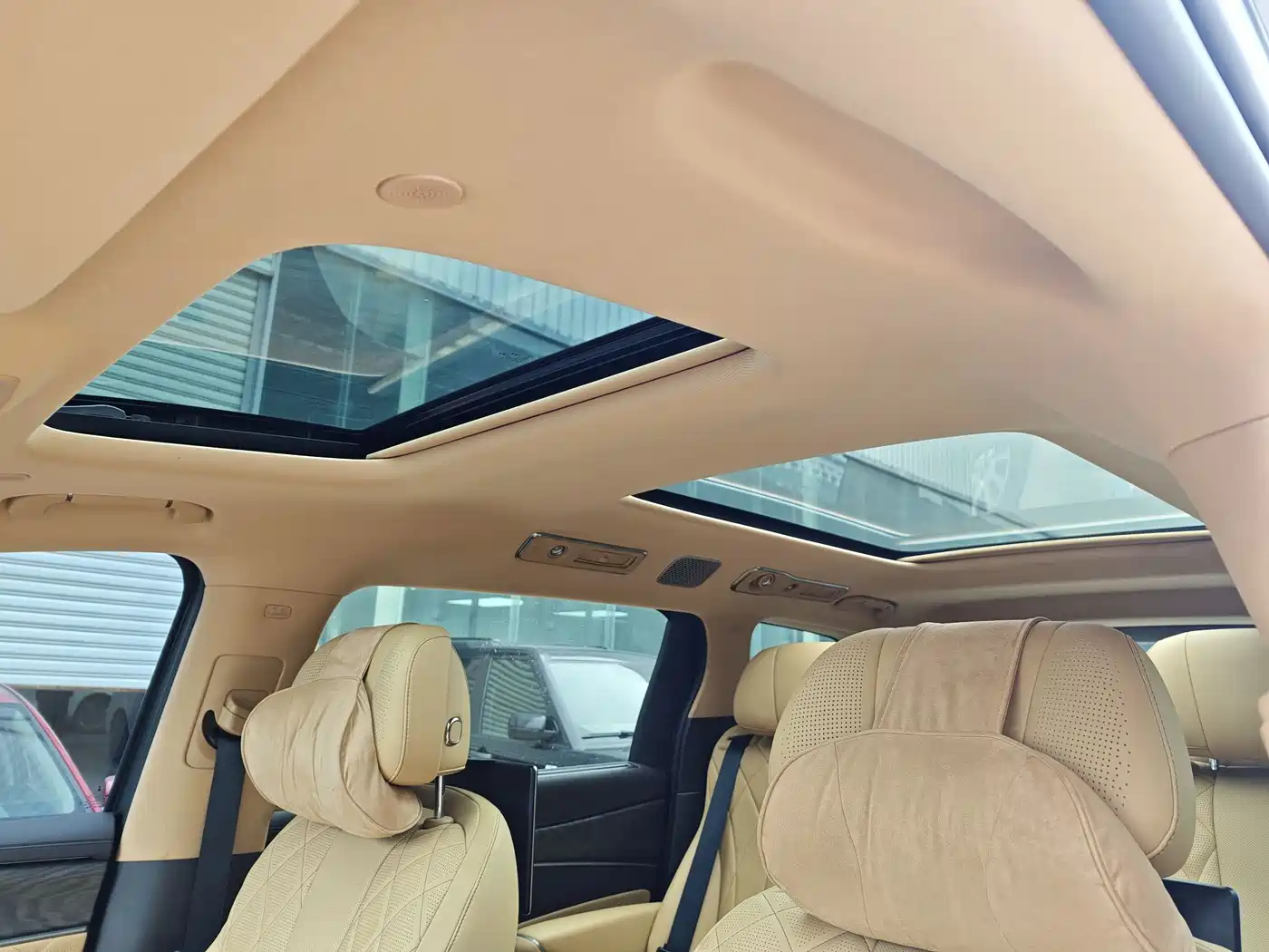Denza D9 2025 DM-i Smart Drive Edition 1020 AWD Prestige фото 9