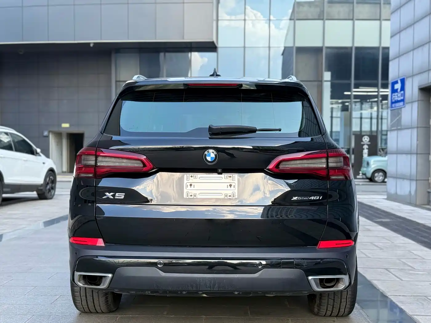 BMW X5 (Import) 2020 xDrive40i M Sport Package фото 20