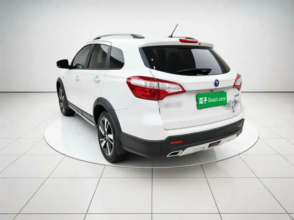 Venucia T70X 2017 2016 2.0L Manual Rui Xiang Sport Edition