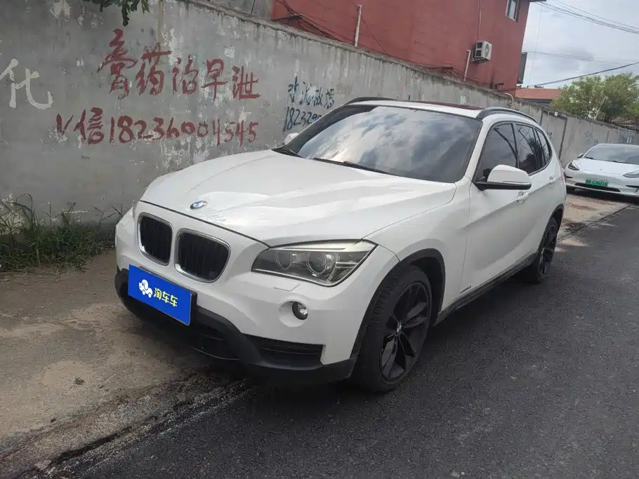 Фото 1 - BMW X1