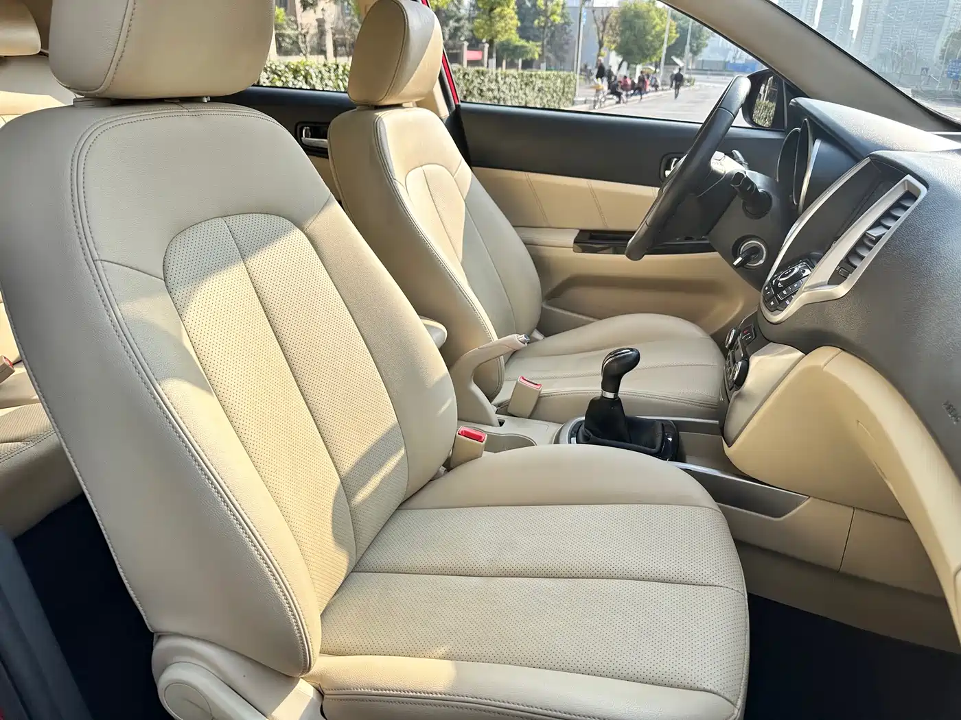 Фото 9 - Changan Eado