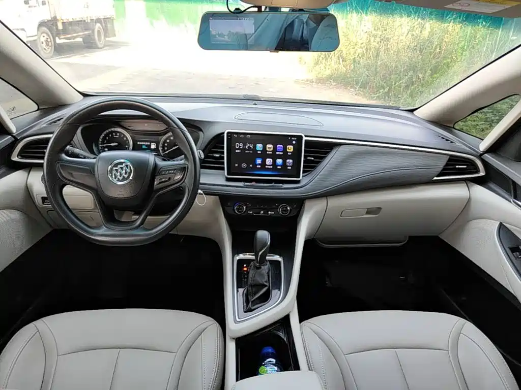 Buick GL6 2018 2018 18T 6-Seater Elite