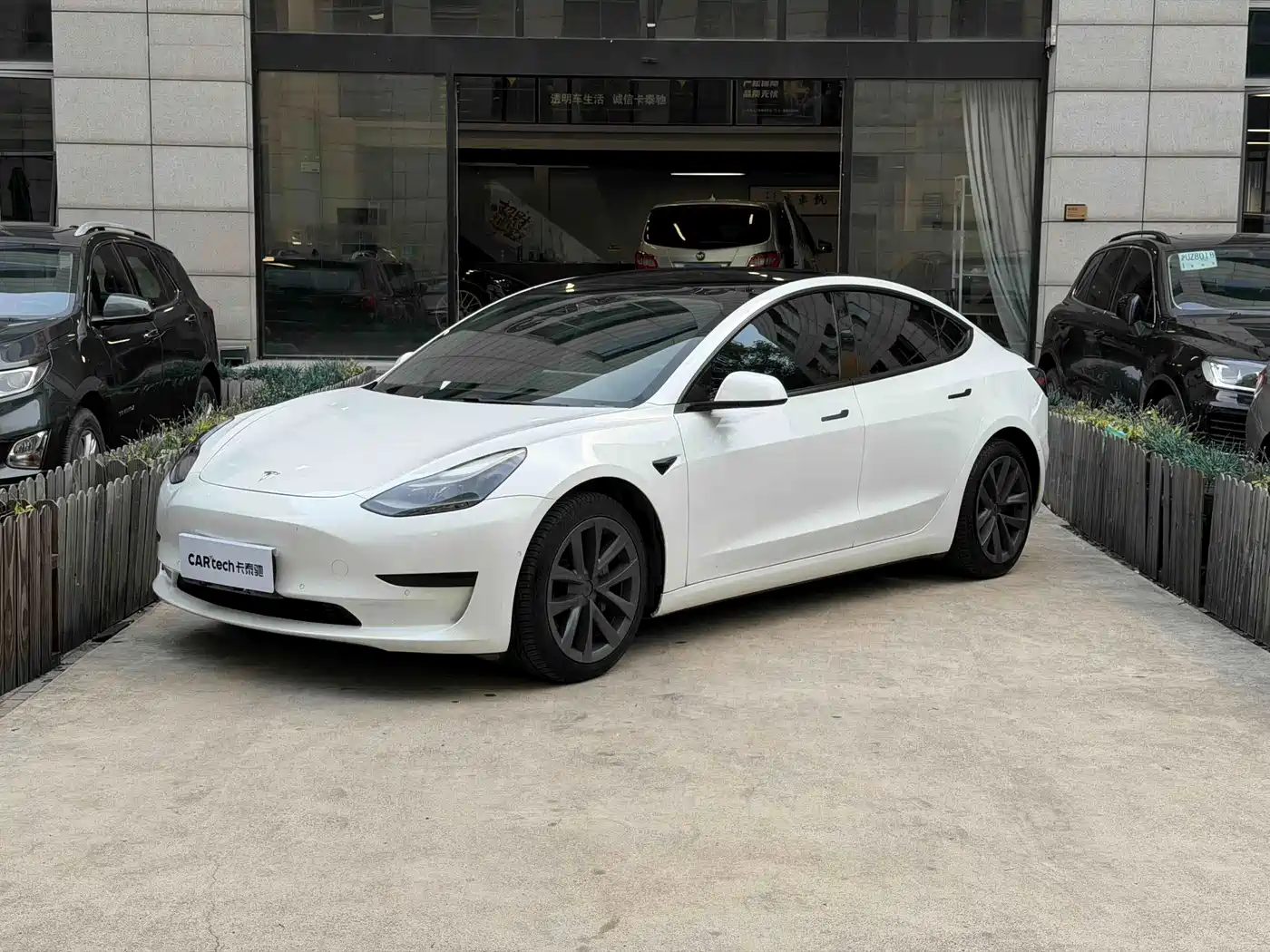 Tesla Model 3 2020