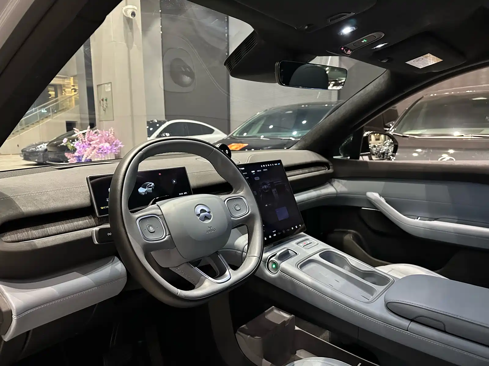 Photo 12 - NIO EC6