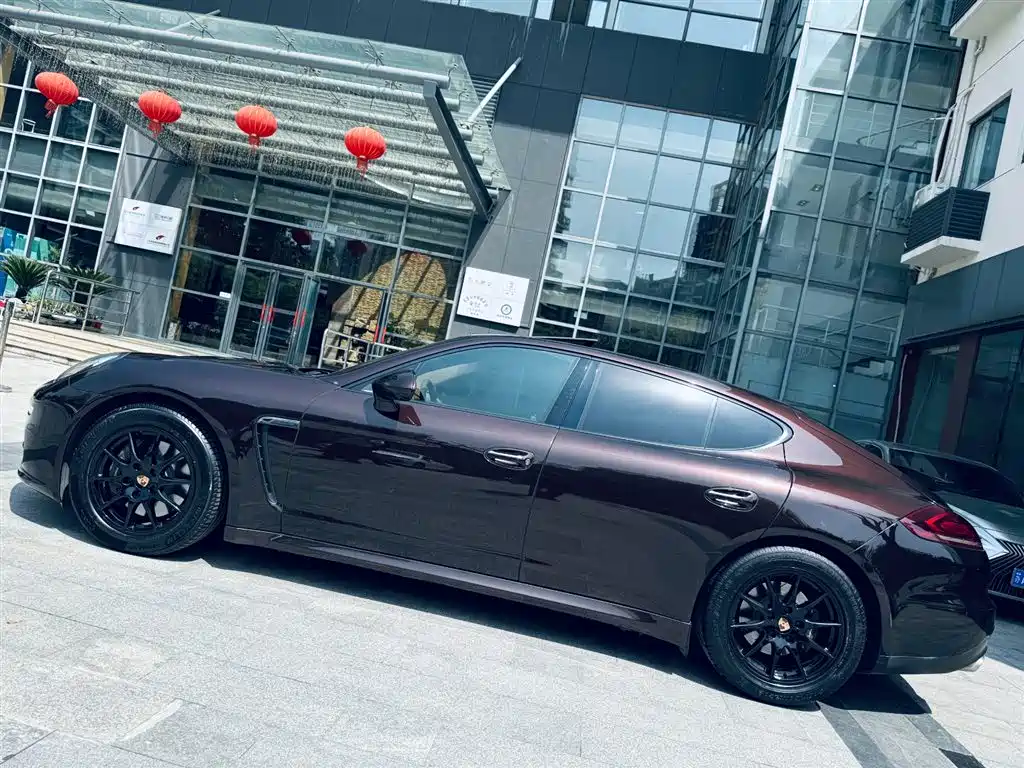 Porsche Panamera 2014 Panamera 3.0T фото 7