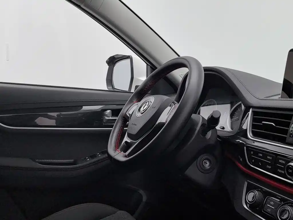 Dongfeng Fengxing Fengxing T5 2020 2020 1.6L Manual Comfort China VI