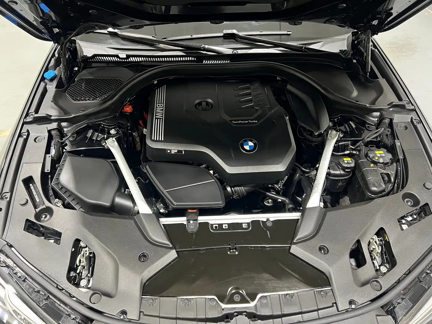 BMW 5 Series 2022 Facelift 530Li Premium M Sport Package фото 11