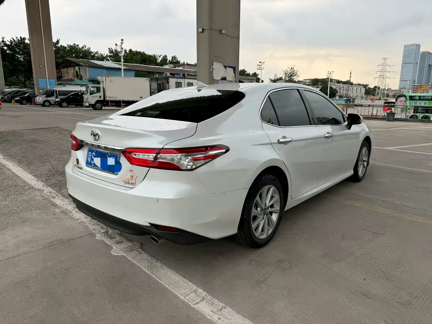 Toyota Camry 2021 2.0G Luxury Edition фото 4