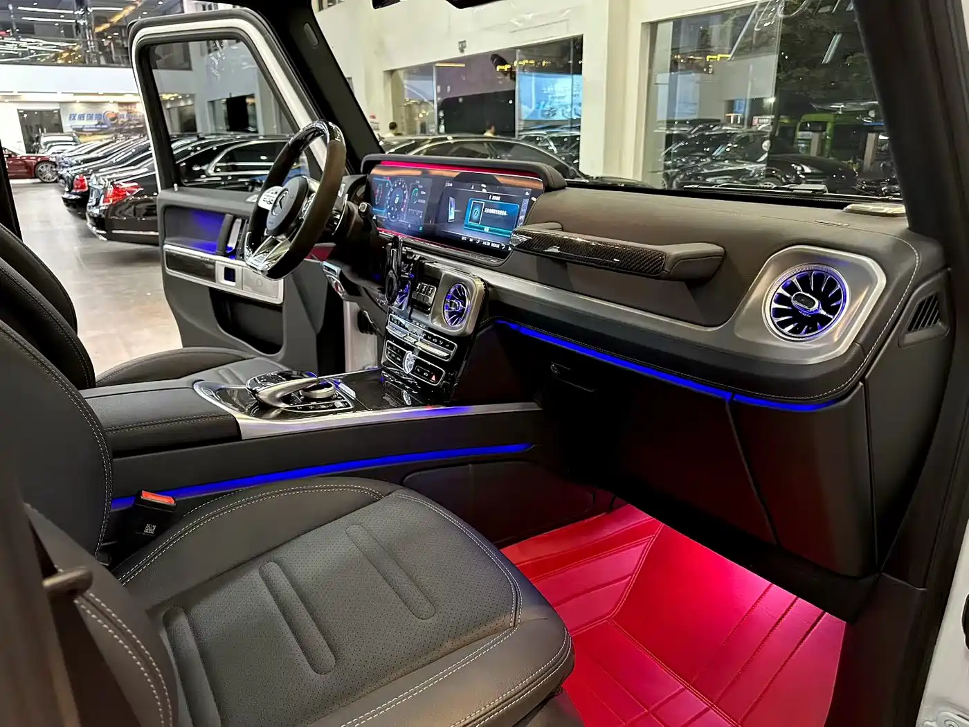 Mercedes-Benz G-Class 2024 G 350 фото 6