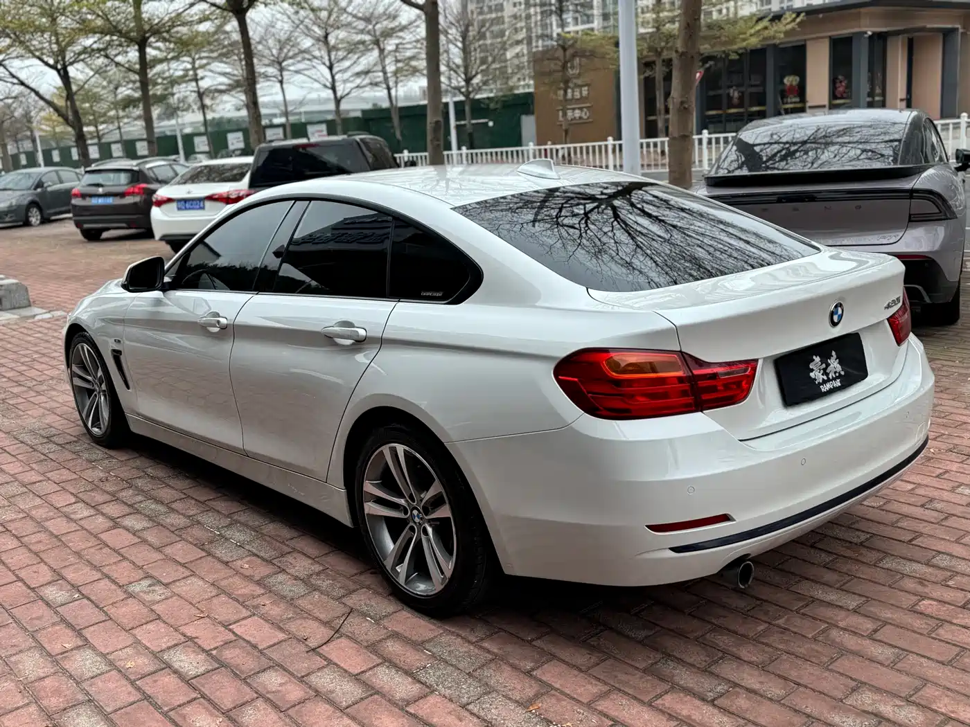 BMW 4 Series 2014 420i Gran Coupe Fashion Edition фото 4
