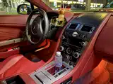 Фото 4 - Aston Martin Vantage