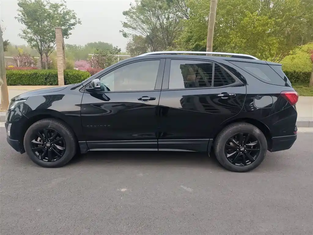 Chevrolet Equinox 2018 RS 550T Automatic 4WD Guardian Edition фото 23