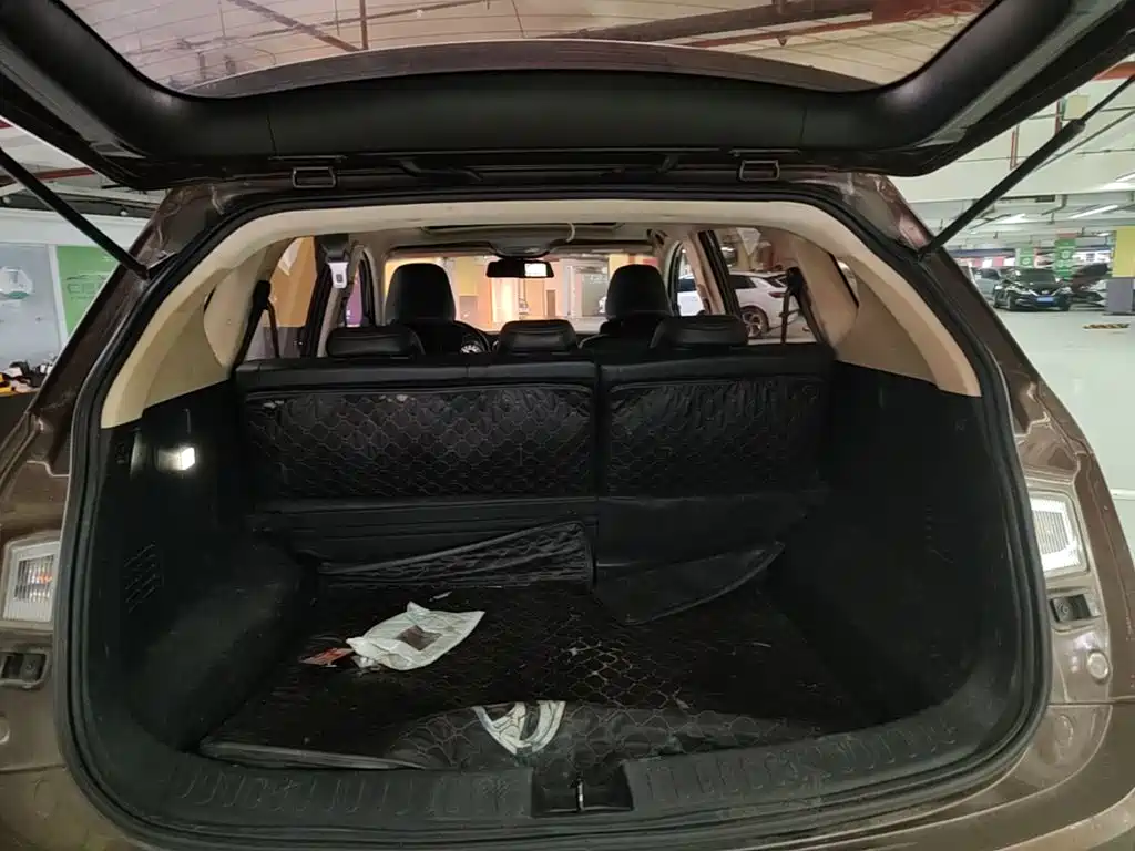 Baojun 560 2018 2016 1.5T Manual Luxury